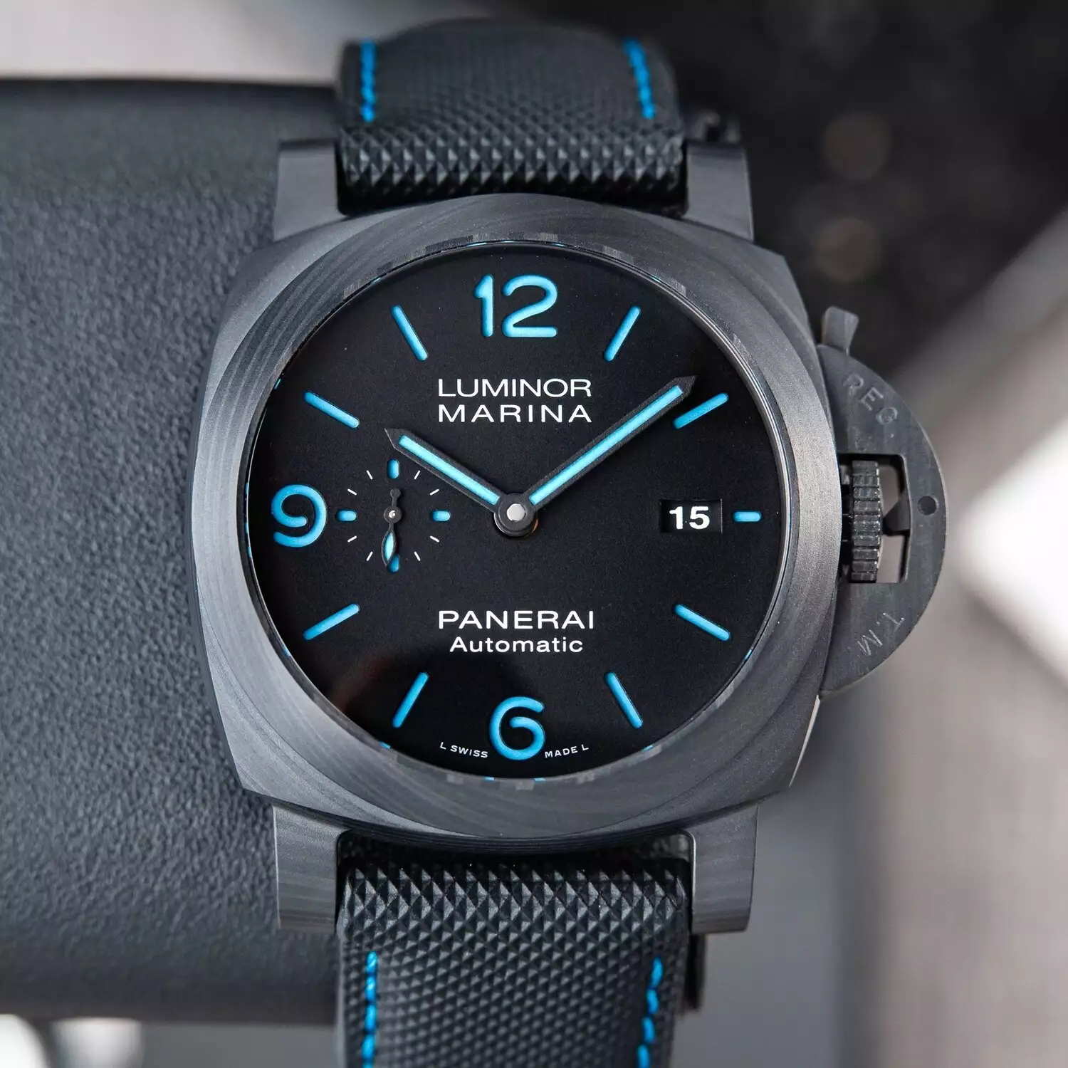 Panerai Luminor Marina Black Blue Dial 44mm Men’s Watch PAM01661 ( Replica )