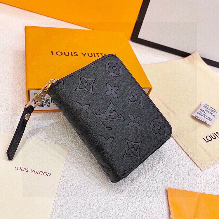 Louis new arrival wallet size : 11×8 cm