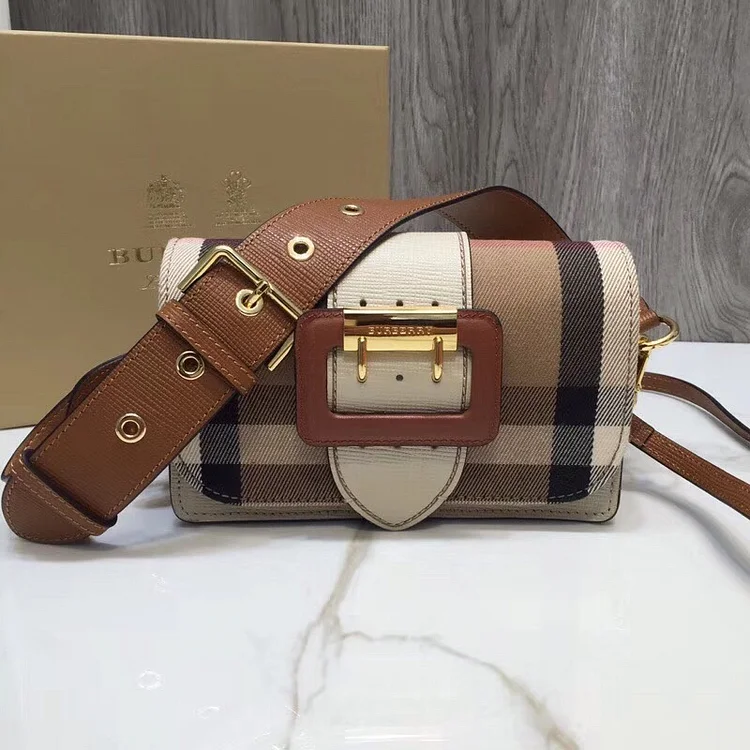 bb The Small Buckle Bag In House Check Beige For Women, Women’s Bags 7.5in/19cm
