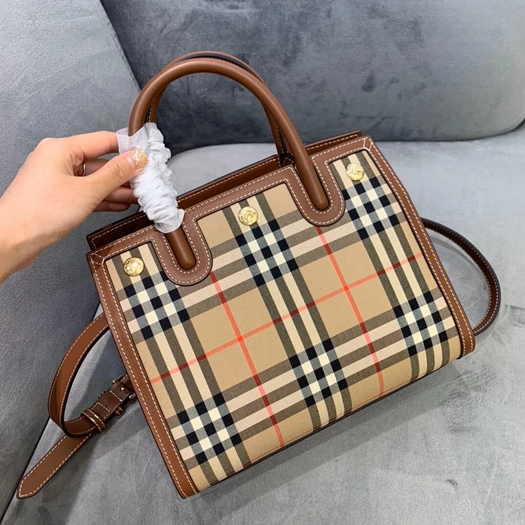 bb Mini Vintage Archive Beige For Women, Women’s Bags, Shoulder And Crossbody Bags 10.2in/ 26cm BUR 80246851