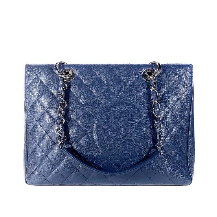 cc Grand Shopping Tote Quilted Caviar XL