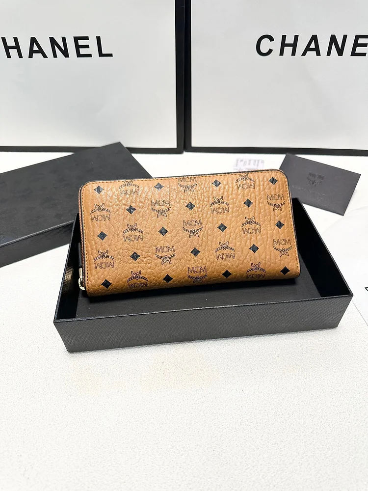 Mc new arrival long wallets size : 19x10cm